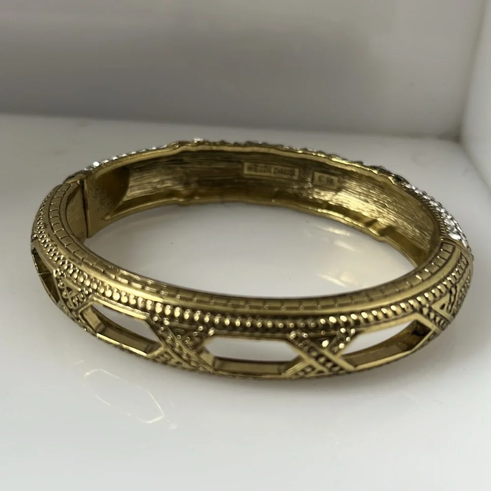 Heidi Daus hinged bangle bracelet Gold Tone - Picture 5 of 5